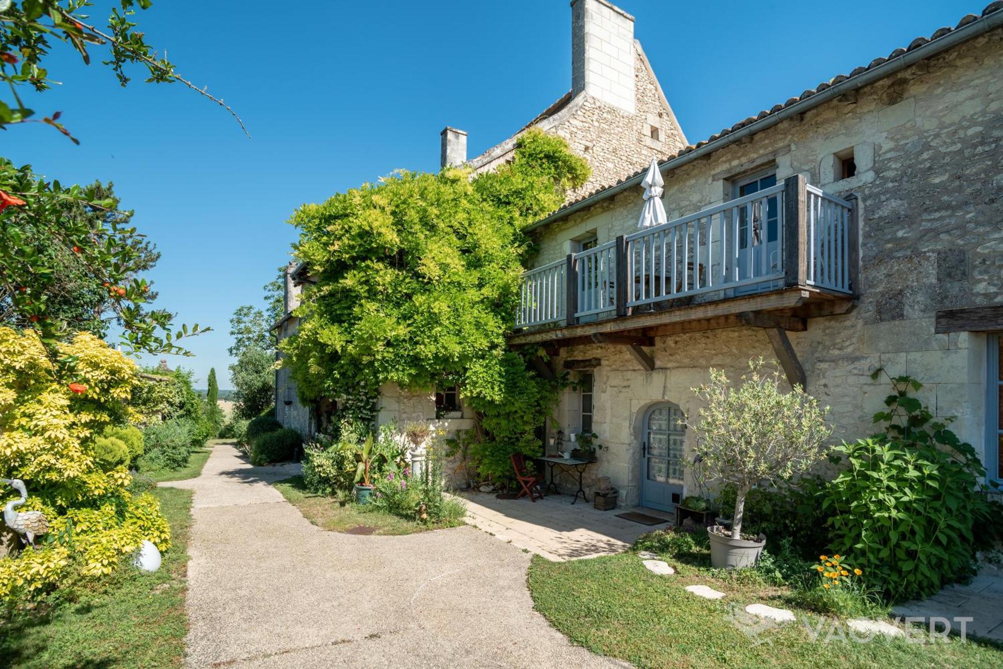 Le Pigeonnier Du Perron Hotel Availles Exterior foto